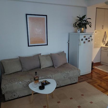 קראלג'בו Apartman Dordevic מראה חיצוני תמונה