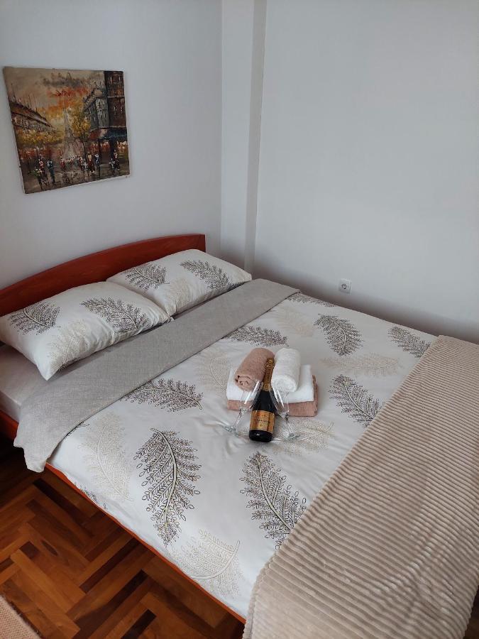 קראלג'בו Apartman Dordevic מראה חיצוני תמונה
